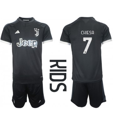Juventus Federico Chiesa #7 Replika Babytøj Tredje sæt Børn 2023-24 Kortærmet (+ Korte bukser)
